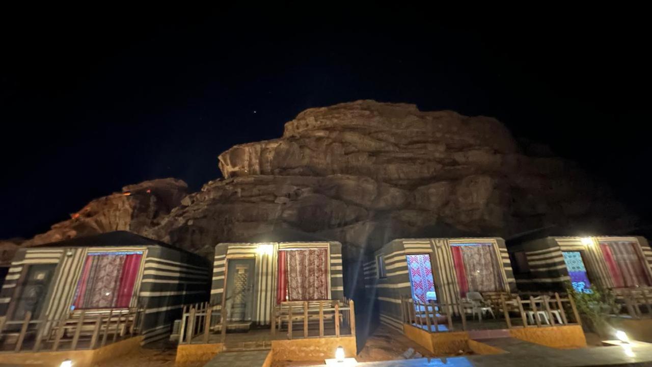Taj Wadi Rum Camp Kültér fotó